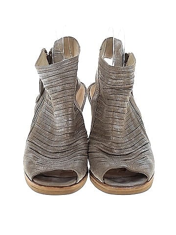 Paul Green Ankle Boots (view 2)