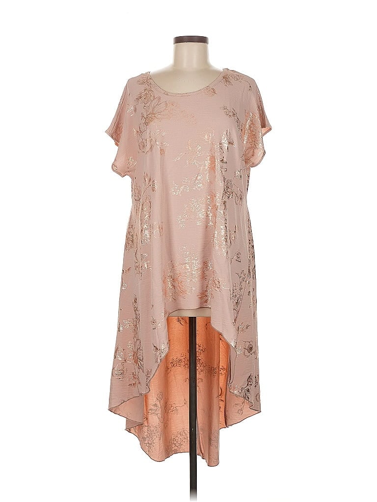 Click to view more detailed imagery on our partner's website Pre-owned Cha Cha Vente Kimono In Brown