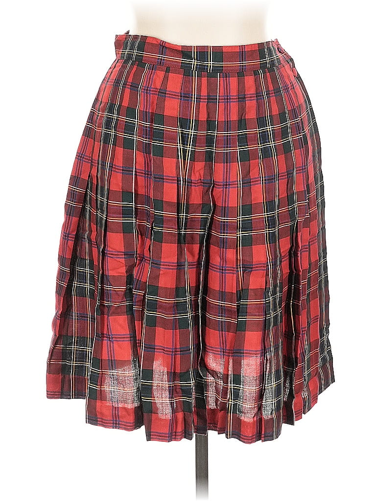 Click to view more detailed imagery on our partner's website Pre-owned Gap Casual Skirt In Red