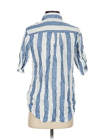 Ellen Tracy Short Sleeve Button-Down Shirt (view 2)