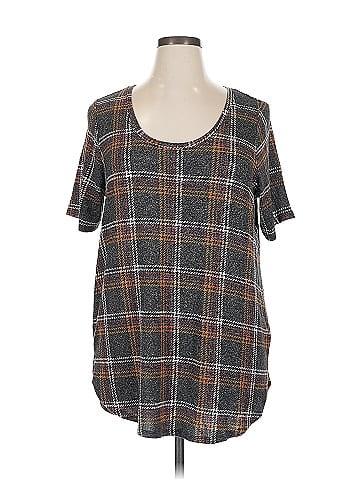 24/7 Maurices Short Sleeve T-Shirt (view 1)