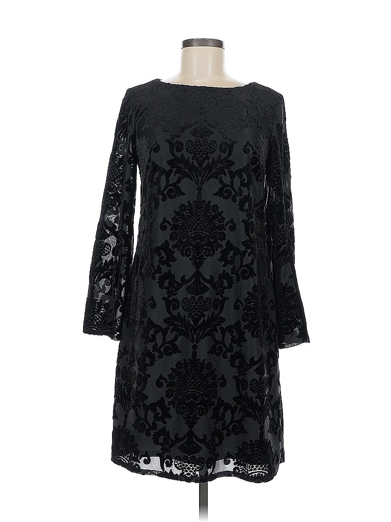Click to view more detailed imagery on our partner's website Pre-owned Jessica Howard Cocktail Dress In Black