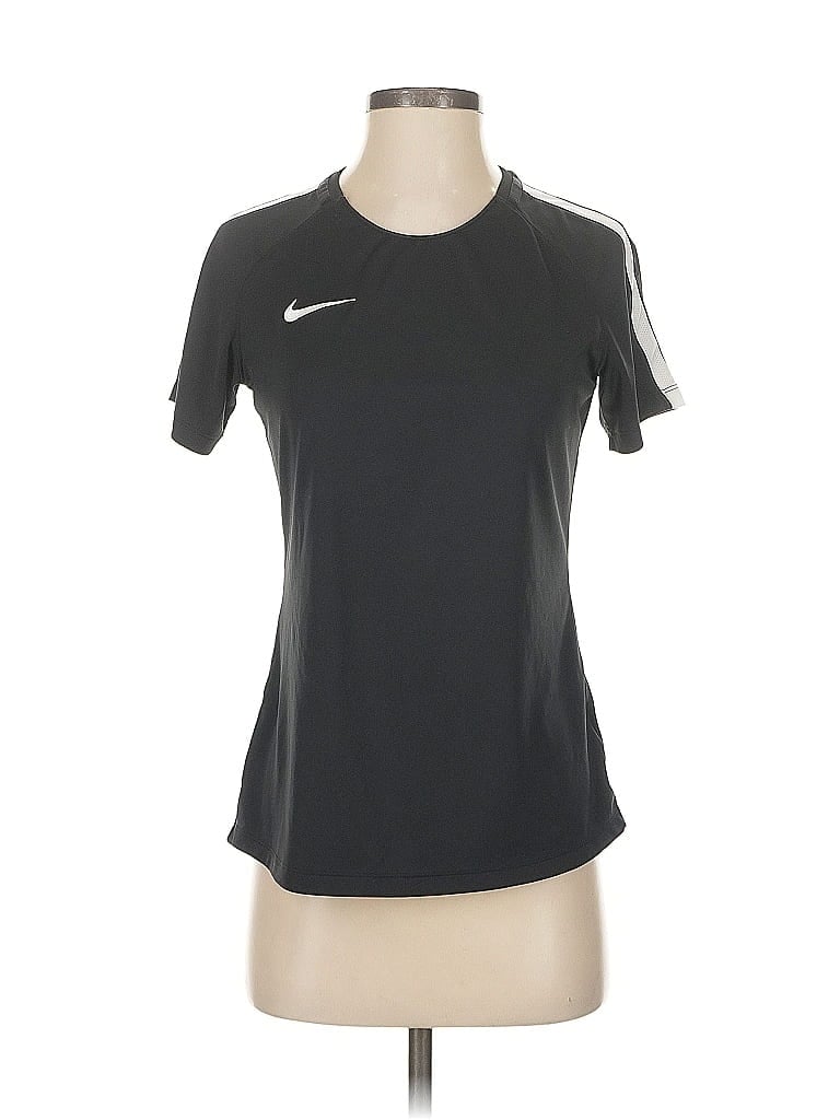 Pre-owned Nike Active T-shirt In Gray