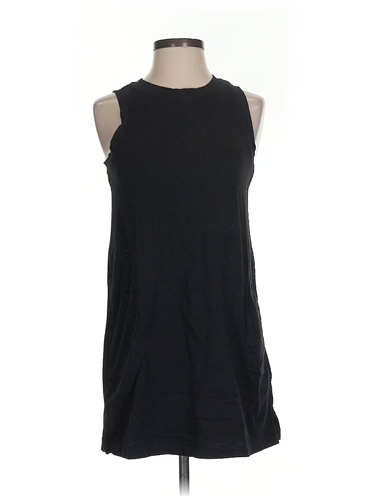 Pre-owned Old Navy Casual Dress In Black