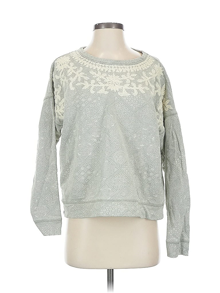 Click to view more detailed imagery on our partner's website Pre-owned Lucky Brand Pullover Sweater In Silver