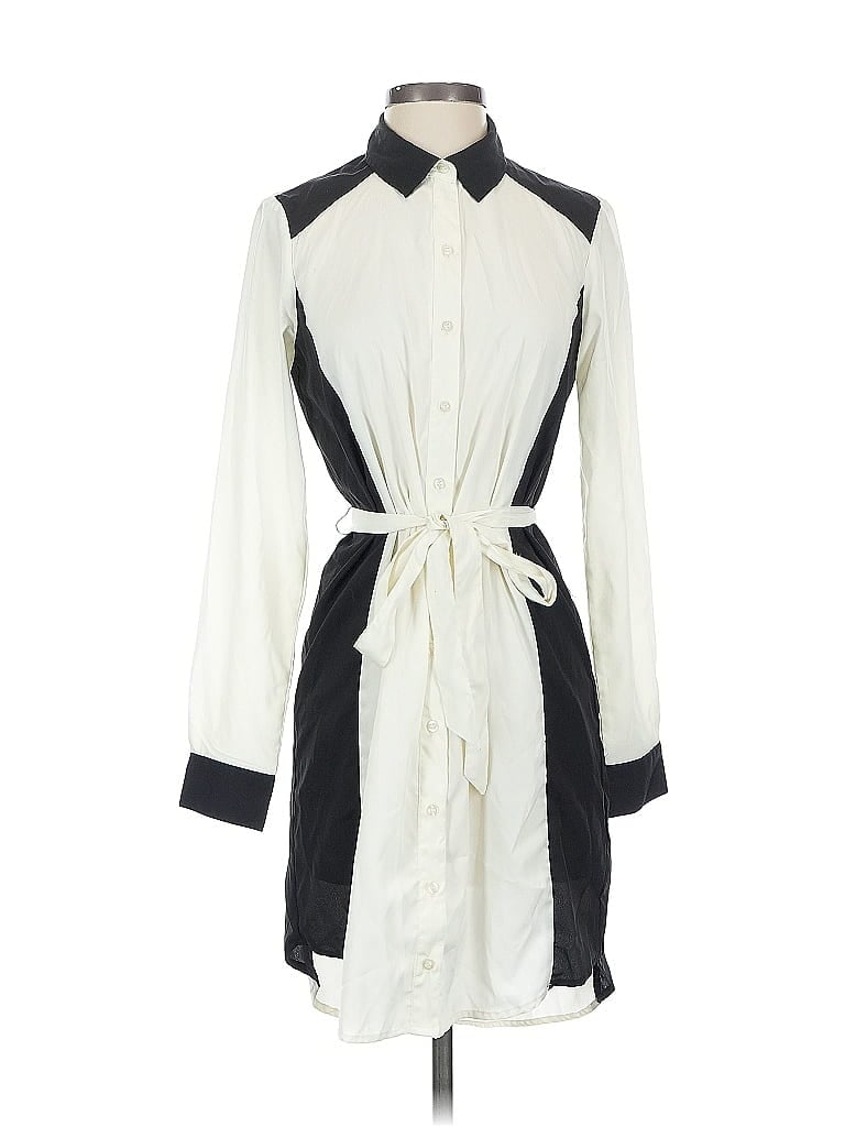 Click to view more detailed imagery on our partner's website Pre-owned Jessica Simpson Casual Dress In White