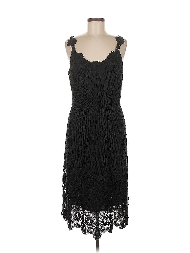 Click to view more detailed imagery on our partner's website Pre-owned Elie Tahari Cocktail Dress In Black