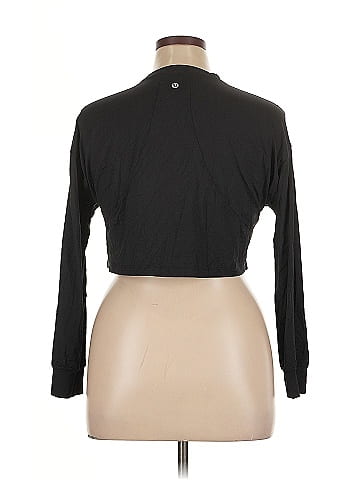 Lululemon Athletica Long Sleeve T-Shirt (view 2)