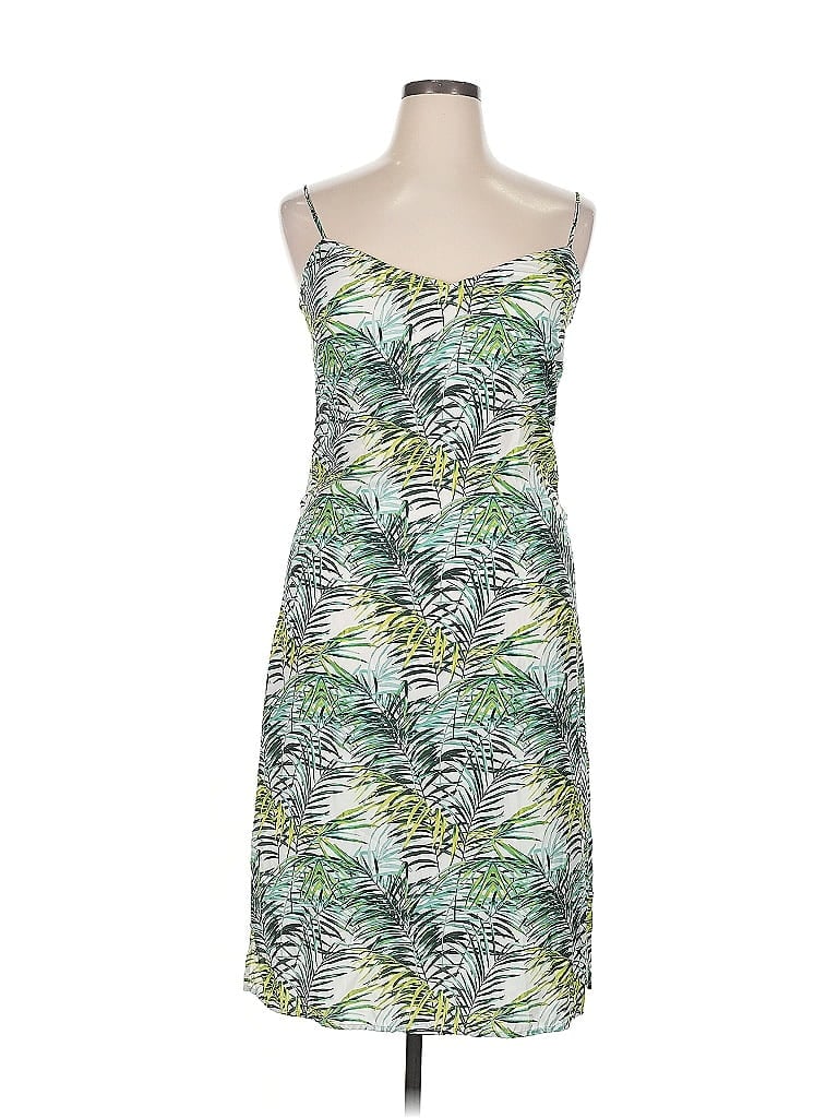 Pre-owned Louna Casual Dress In Green