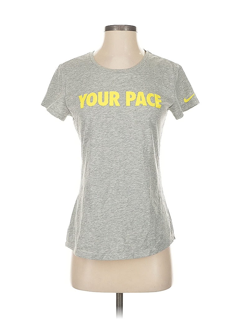 Pre-owned Nike Active T-shirt In Gray