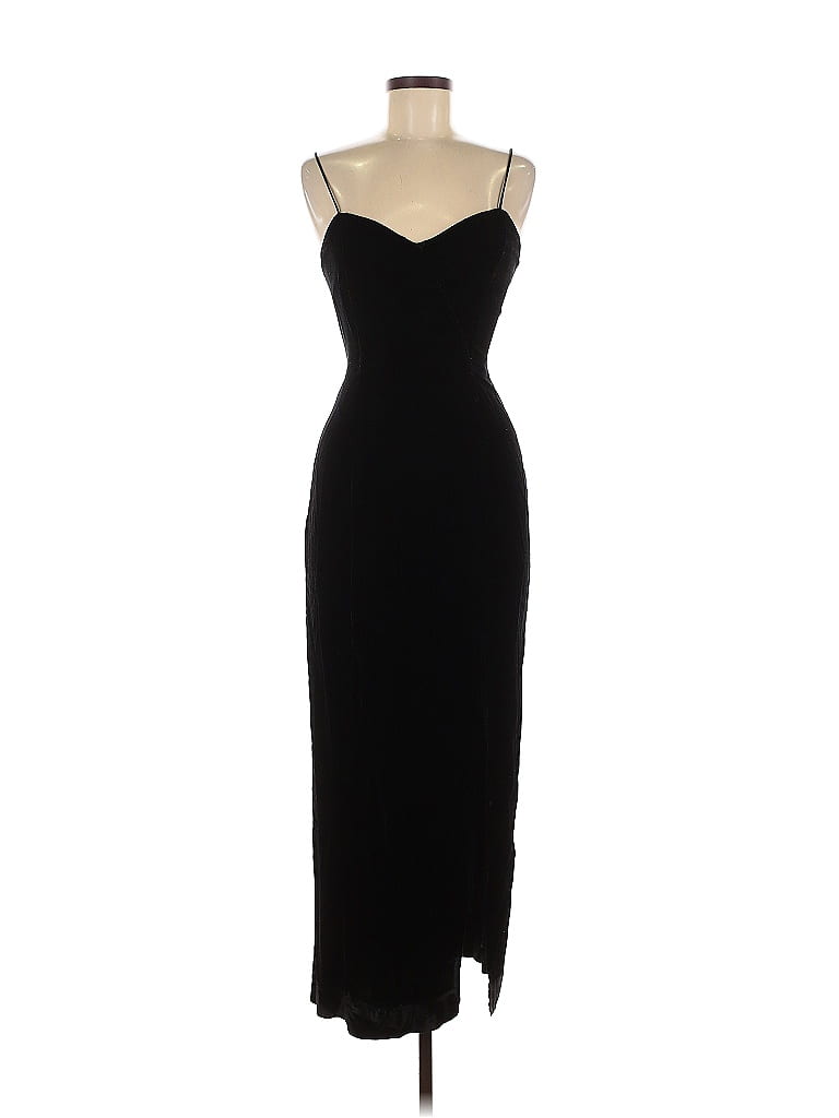 Click to view more detailed imagery on our partner's website Pre-owned Betsy & Adam Cocktail Dress In Black