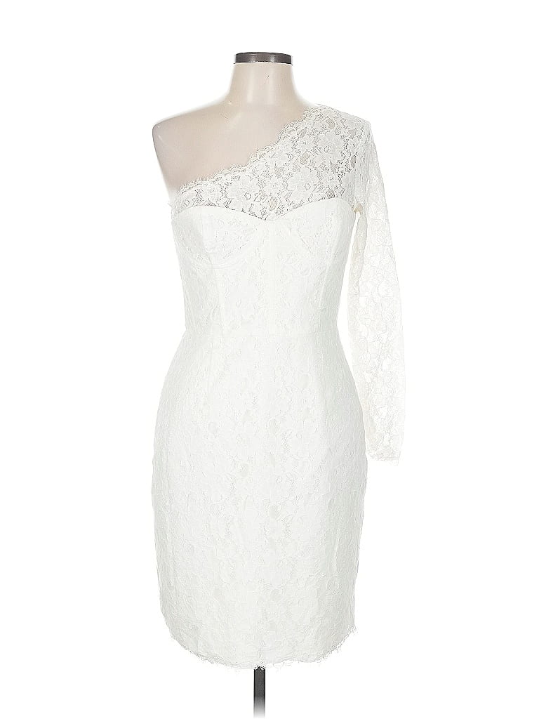 Pre-owned Bcbgmaxazria Cocktail Dress In White