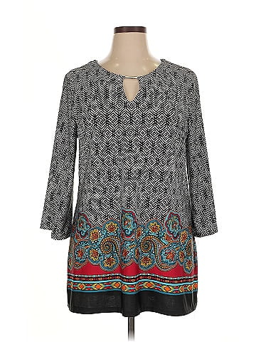 Tacera 3/4 Sleeve Blouse (view 1)