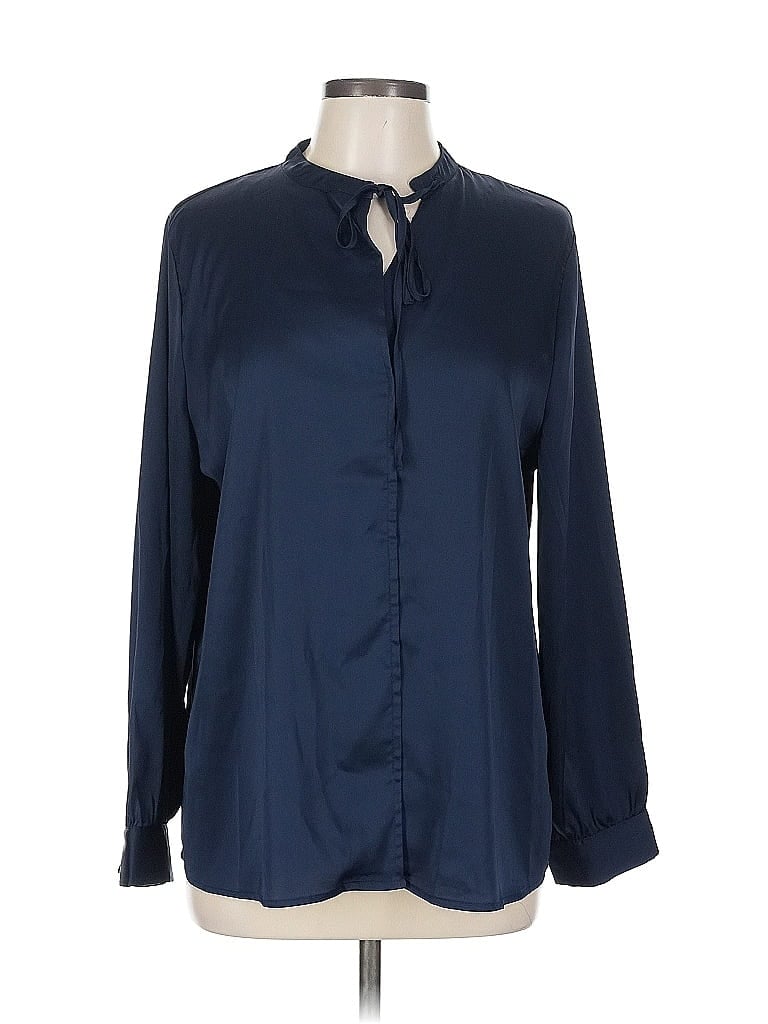 Click to view more detailed imagery on our partner's website Pre-owned Chico's Long Sleeve Blouse In Blue
