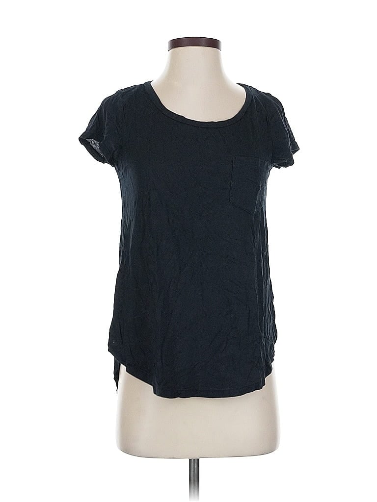 Click to view more detailed imagery on our partner's website Pre-owned Splendid Short Sleeve T-shirt In Black