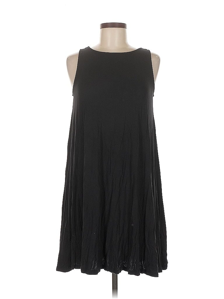 Pre-owned Old Navy Casual Dress In Black