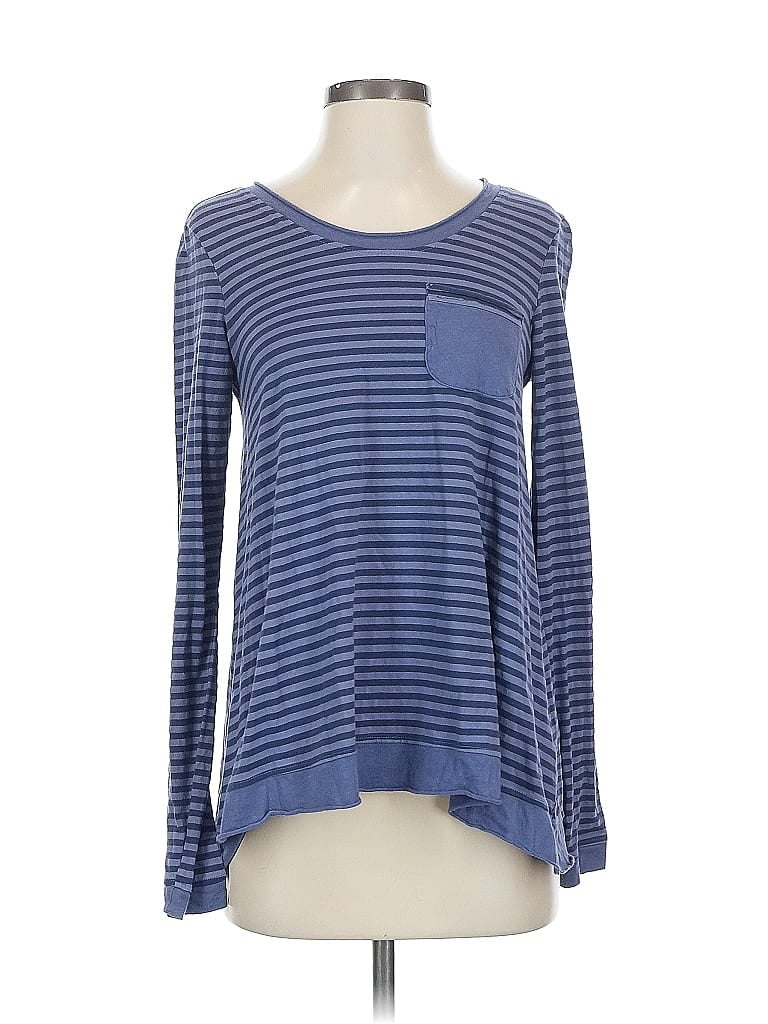 T.LA Pre-owned Long Sleeve T-shirt In Blue