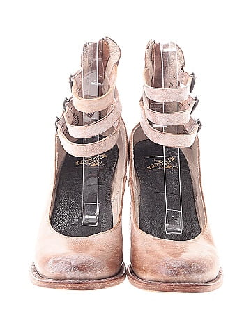 Freebird Heels (view 2)