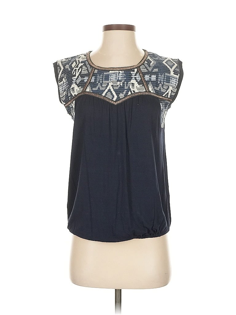 Click to view more detailed imagery on our partner's website Pre-owned W5 Cardigan Sweater In Blue