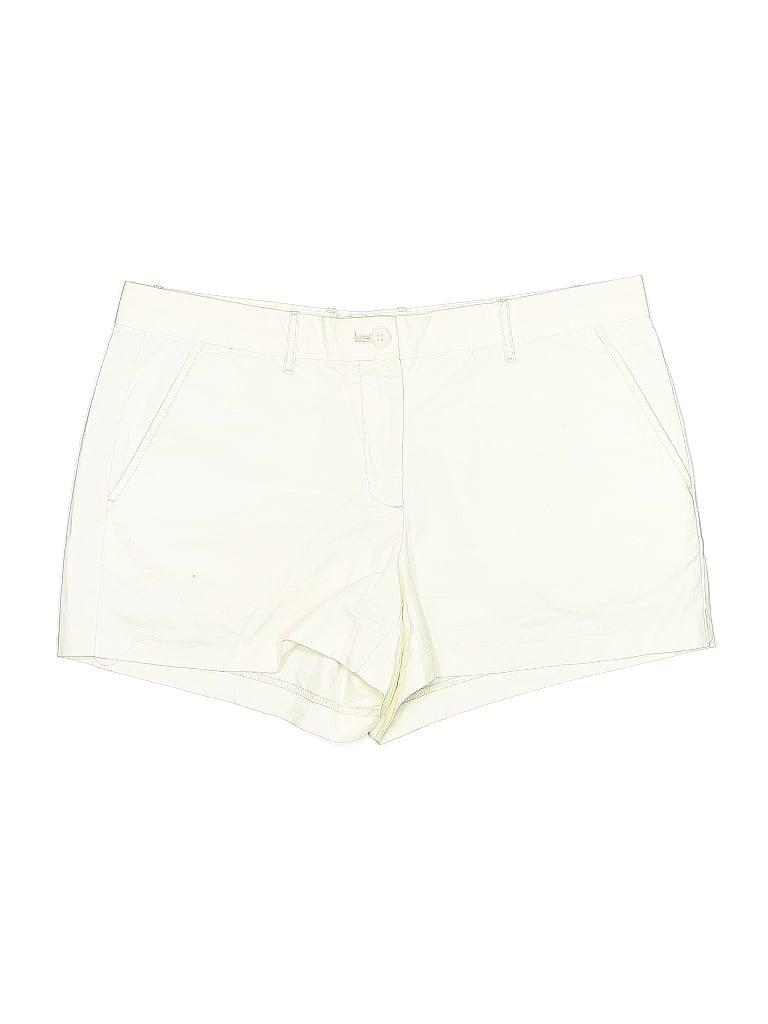 Click to view more detailed imagery on our partner's website Pre-owned Gap Shorts In White