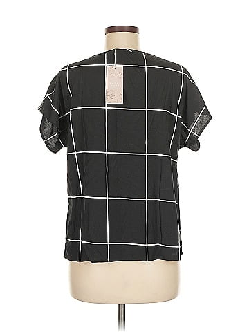 Emery Rose Short Sleeve Blouse (view 2)
