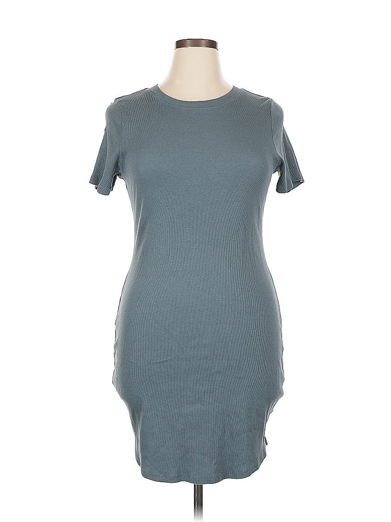 Pre-owned Melrose And Market Casual Dress In Gray