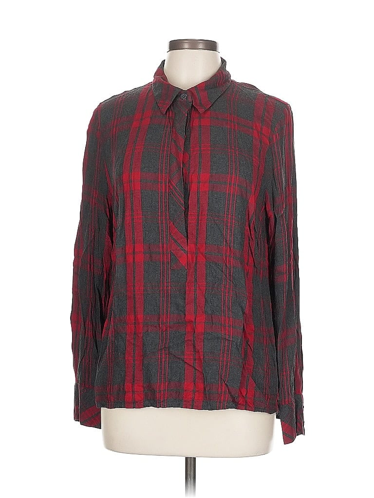 Pre-owned Cabi Long Sleeve Button Down Shirt In Red