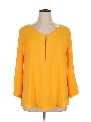 Tacera 3/4 Sleeve Blouse (view 1)