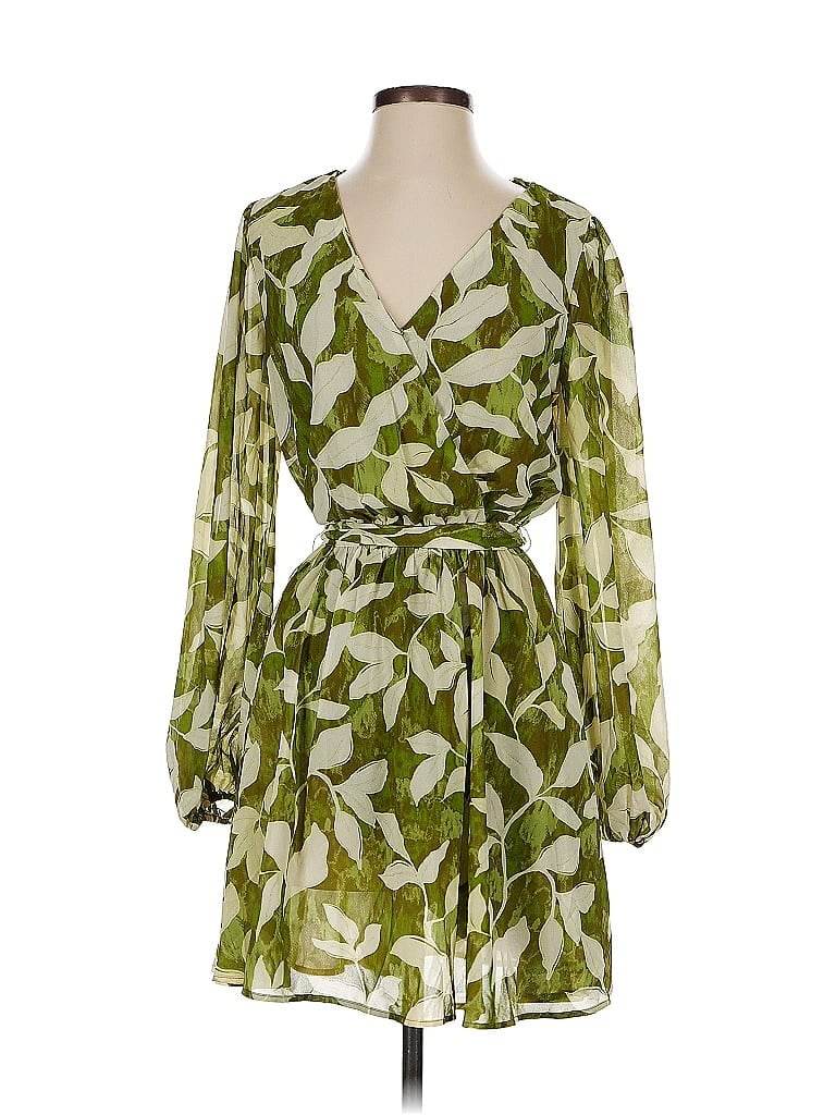 Pre-owned Fashion Nova Cocktail Dress In Green