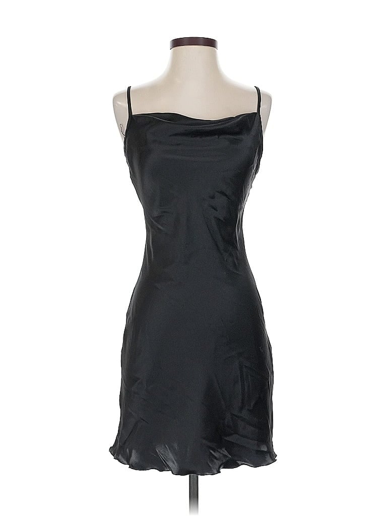 Pre-owned Bebe Cocktail Dress In Black