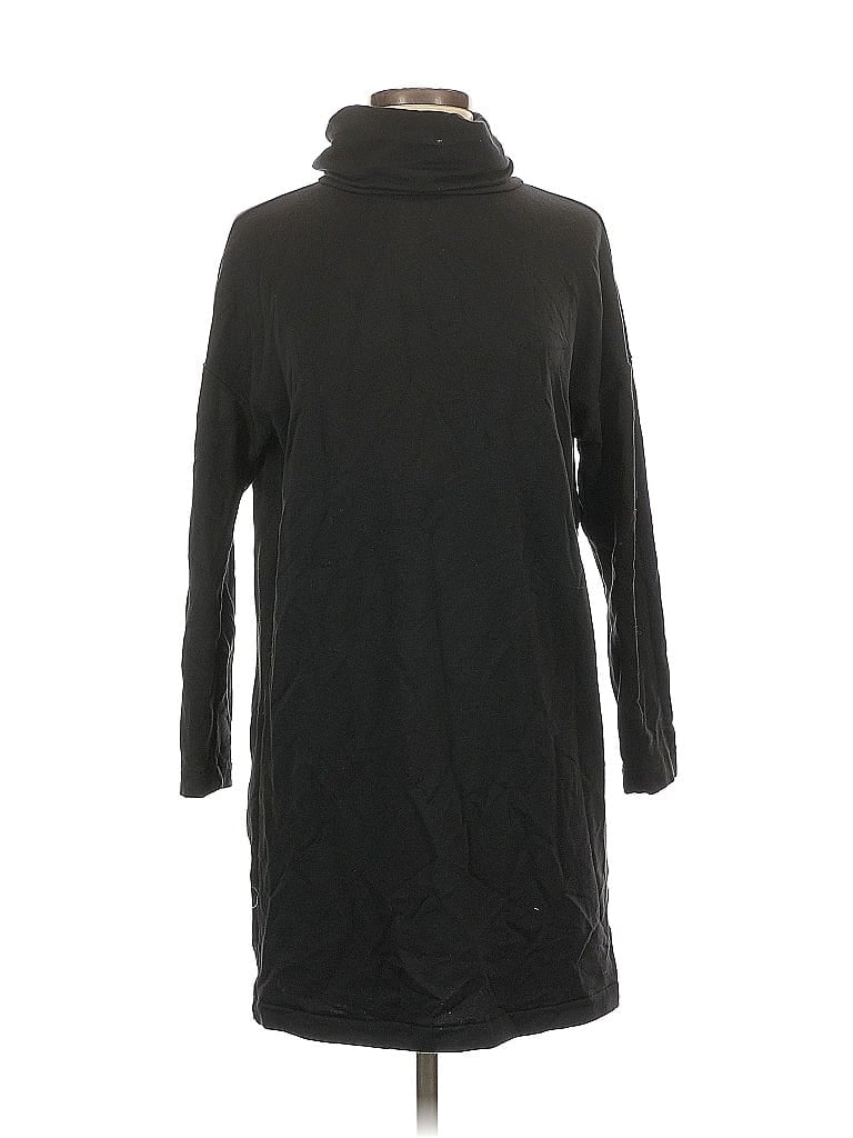 Pre-owned Gap Turtleneck Sweater In Black