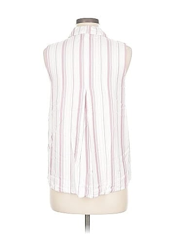 Cupio Sleeveless Button-Down Shirt (view 2)