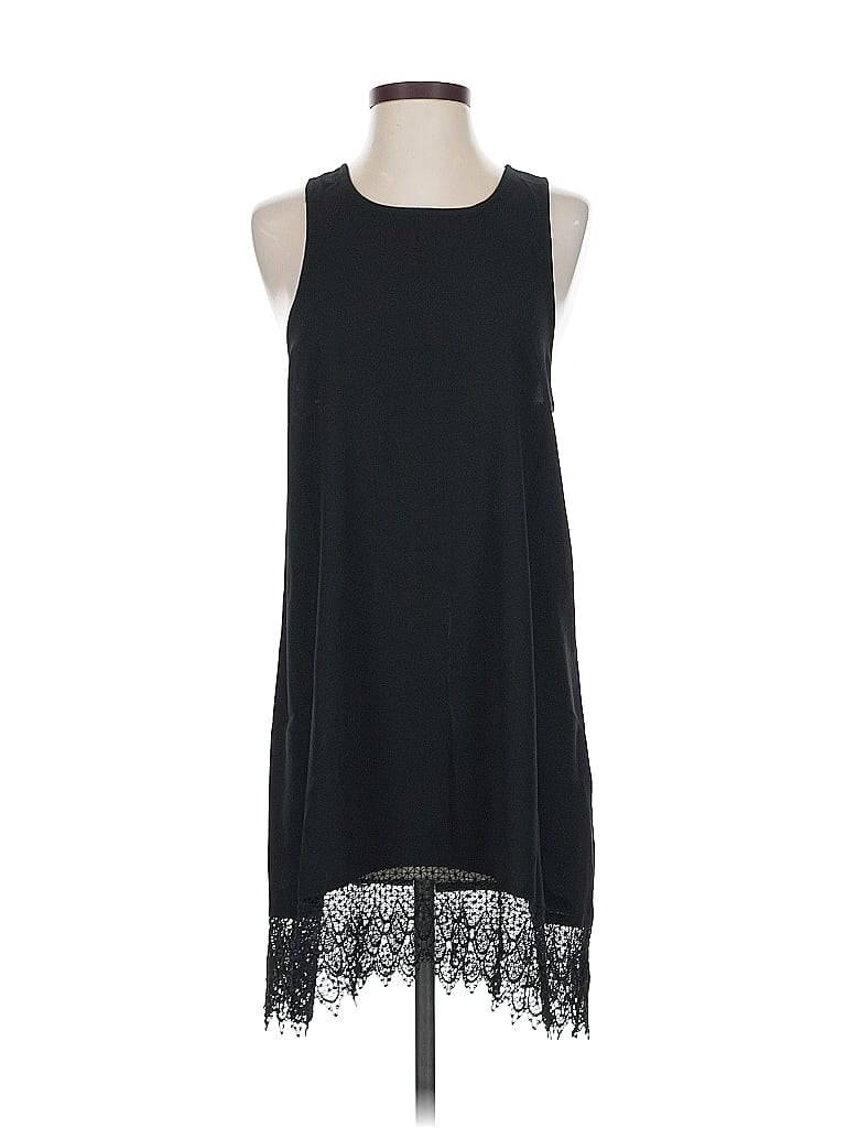 Pre-owned Leith Sleeveless Top Black Halter Neckline Tops