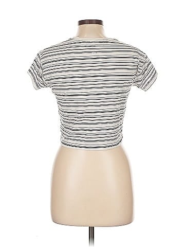 Lululemon Athletica Short Sleeve T-Shirt (view 2)