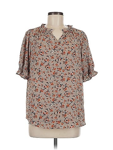 Pleione Short Sleeve Blouse (view 1)
