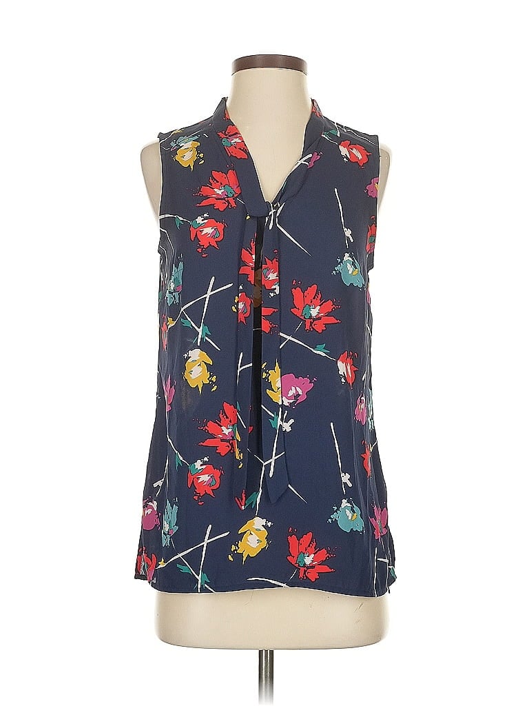 HALOGEN Pre-owned Sleeveless Blouse In Blue