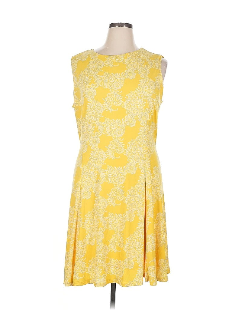 Pre-owned New York And Company Cocktail Dress In Yellow