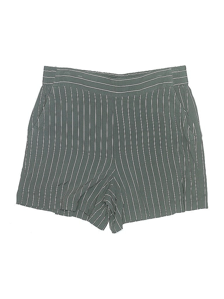 Pre-owned Unbranded Shorts In Green