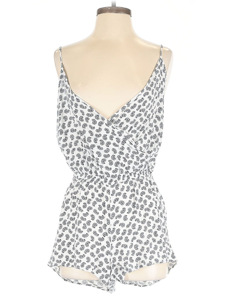 Pre-owned Old Navy Romper In Gray