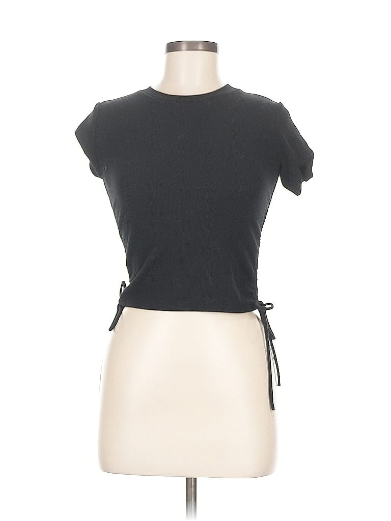 Click to view more detailed imagery on our partner's website Pre-owned Zara Short Sleeve T-shirt In Black