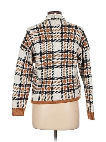 No Boundaries Pullover Sweater (view 2)