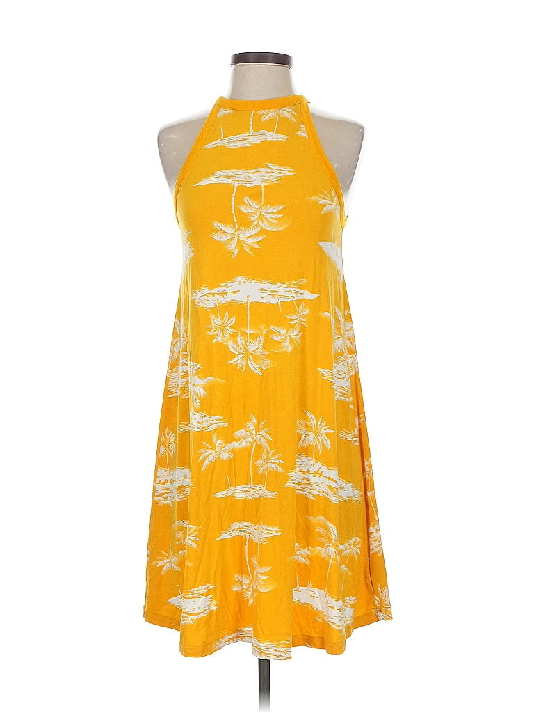 Pre-owned Old Navy Casual Dress In Yellow