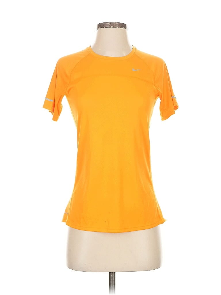 Pre-owned Nike Active T-shirt In Multi