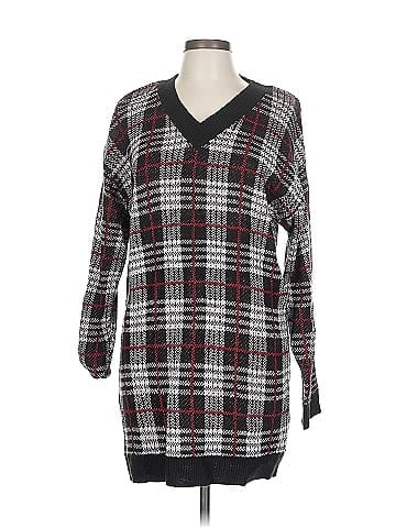 No Boundaries Pullover Sweater (view 1)