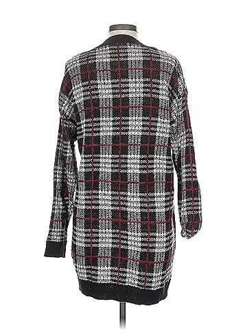 No Boundaries Pullover Sweater (view 2)