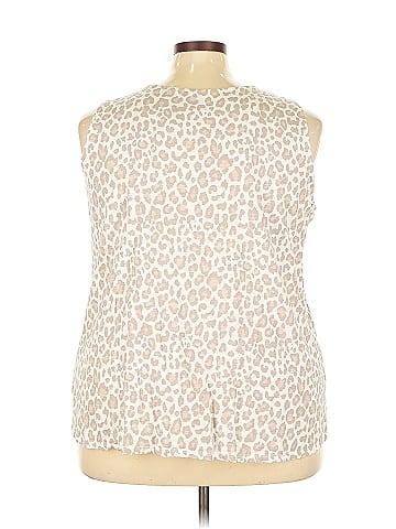 Belle By Kim Gravel Tank Top (view 2)