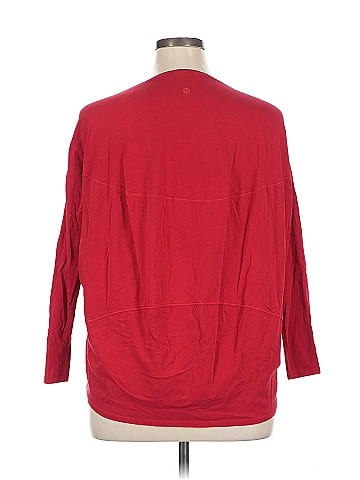 Lululemon Athletica 3/4 Sleeve T-Shirt (view 2)