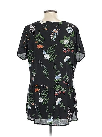 Pleione Short Sleeve Blouse (view 2)