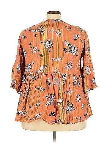 Suzanne Betro 3/4 Sleeve Blouse (view 2)