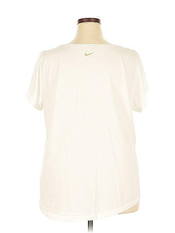 Nike Short Sleeve T-Shirt (view 2)